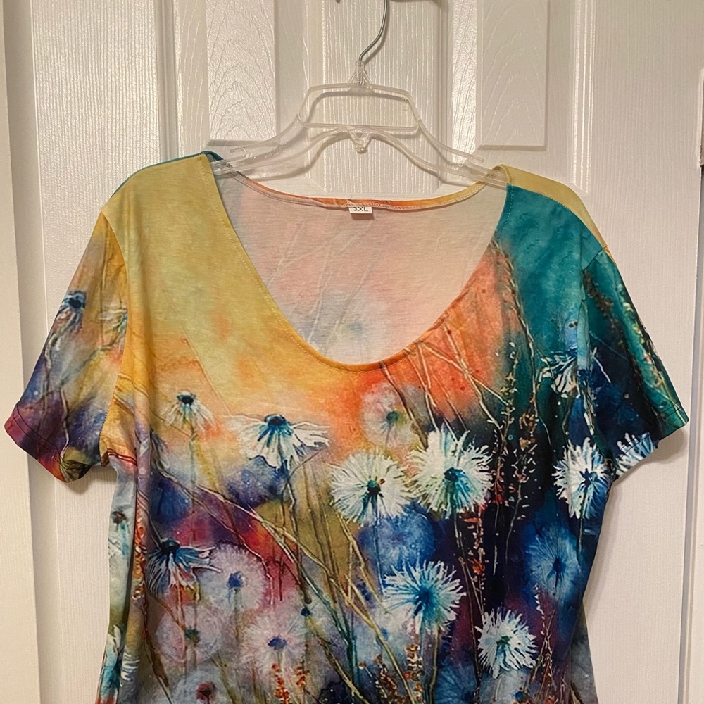 Short Sleeve 3X Flower Design top